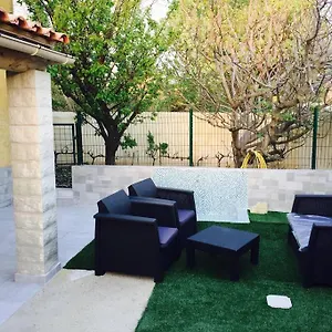 Paisible Et Agreable Villa